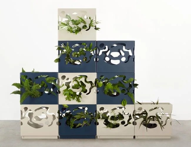 Tait-Modular-Garden-Wall-gear-patrol-full-featured