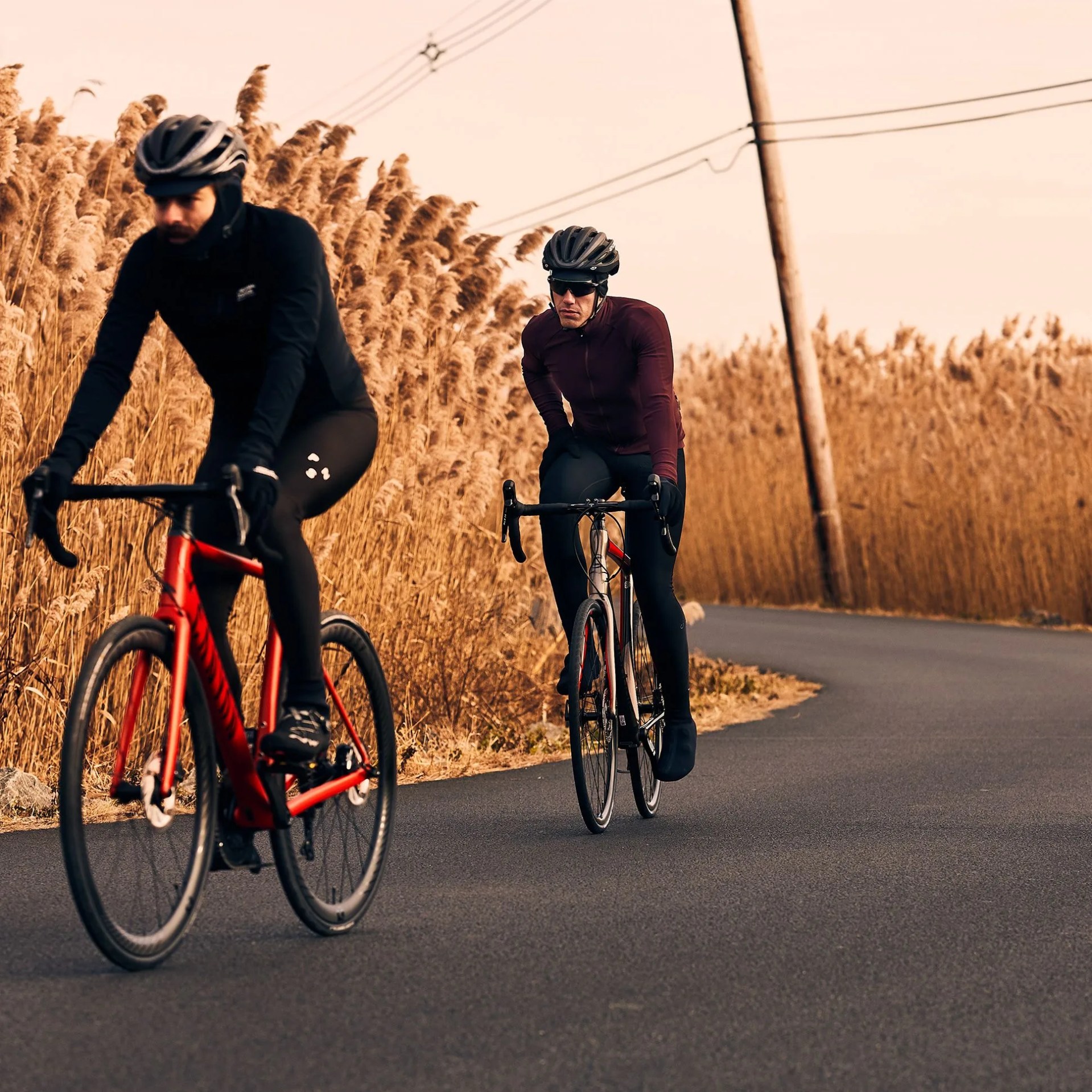 The-3-Best-Winter-Cycling-Kits-of-2019-gear-patrol-015