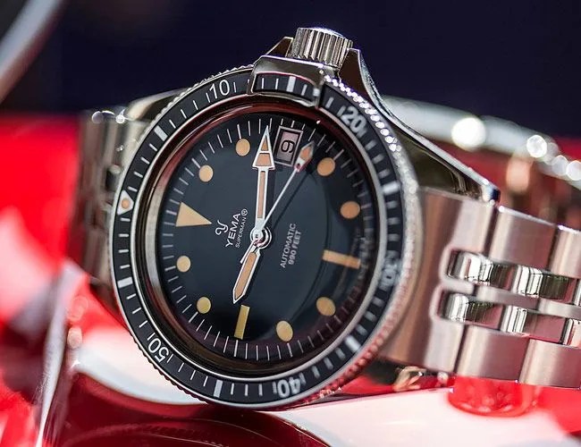 YEMA-Superman-Heritage-Dive-Watch-gear-patrol-lead-feature