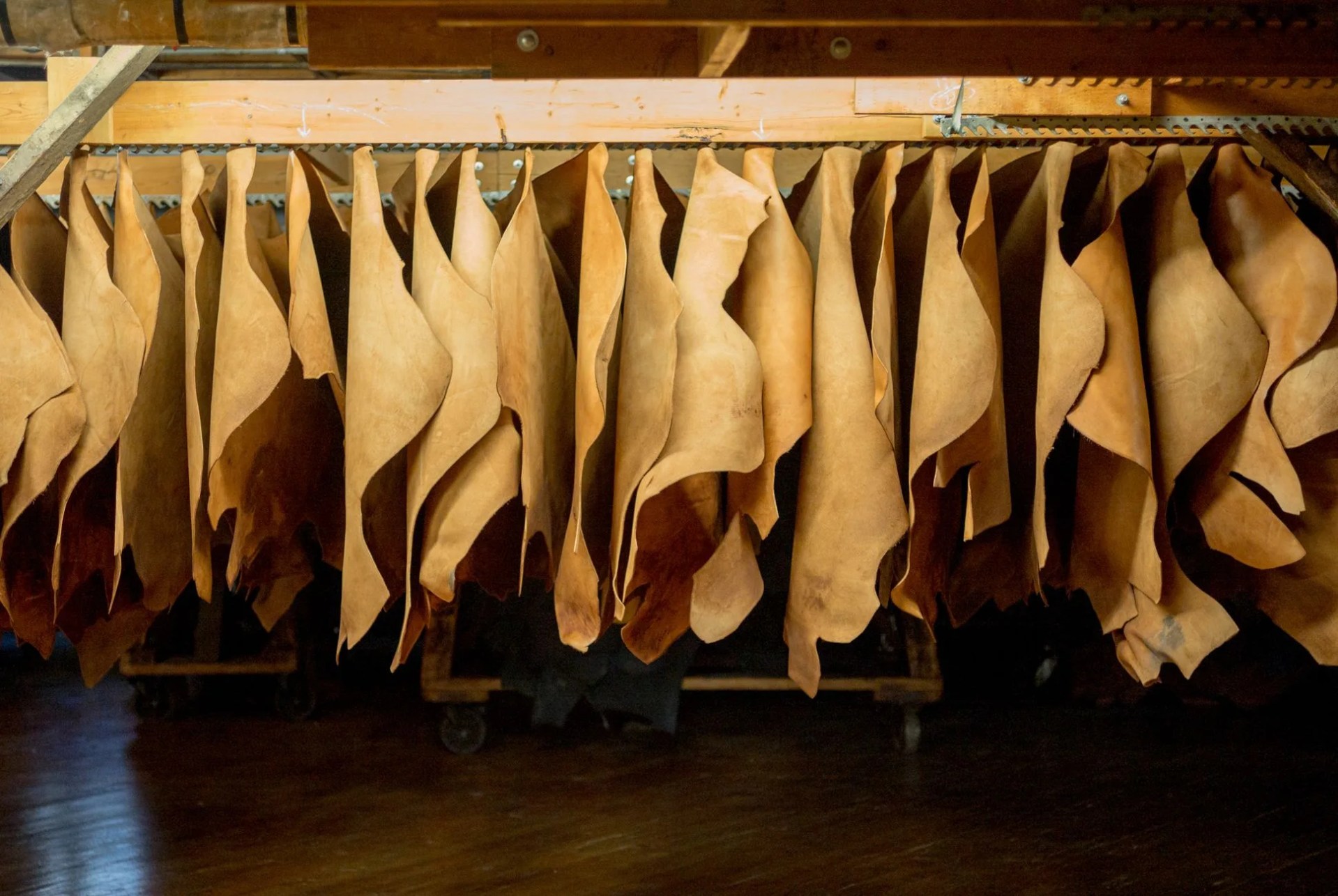 best-leathers-in-the-world-gear-patrol-horween