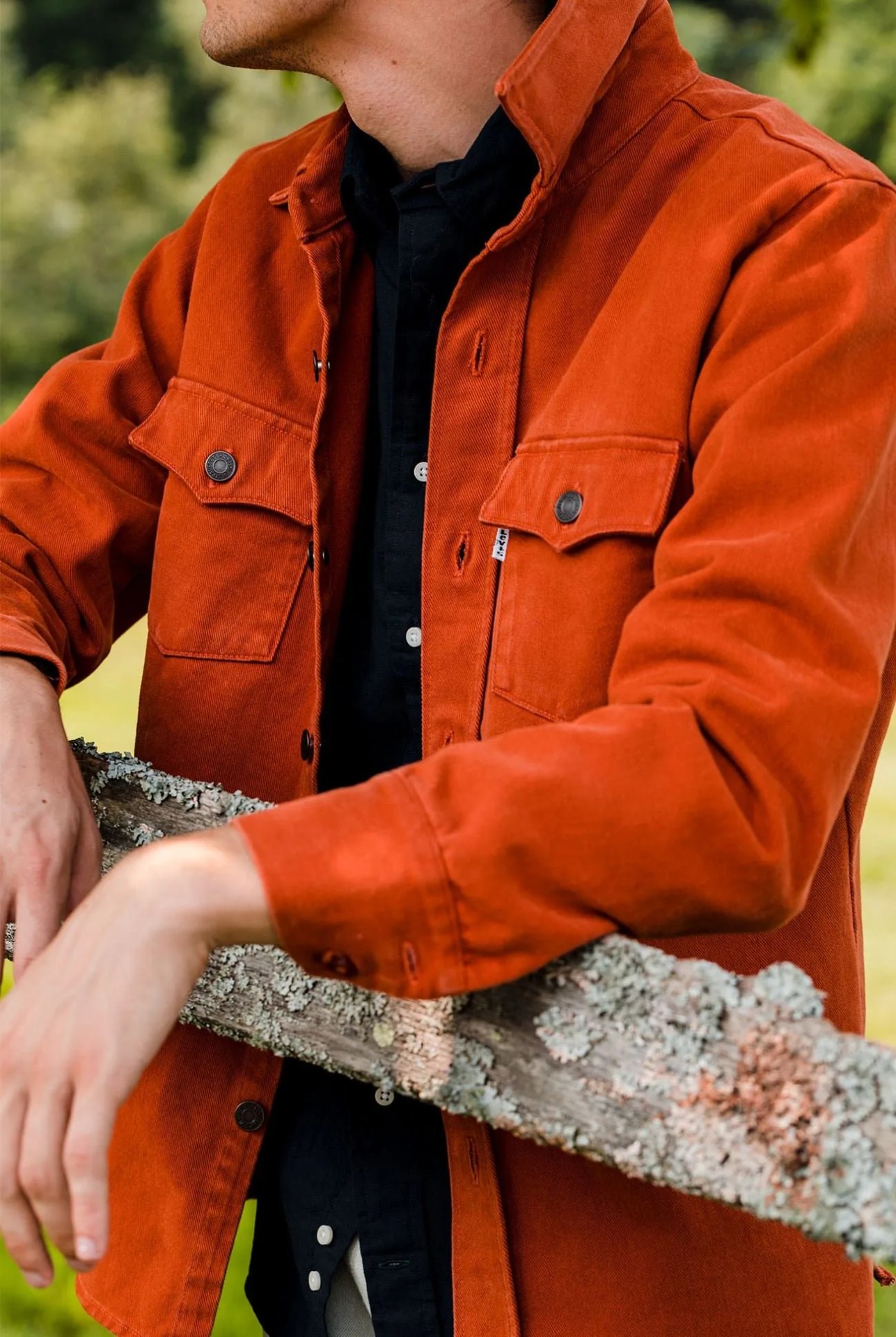 overshirts-M2W-gear-patrol-levi