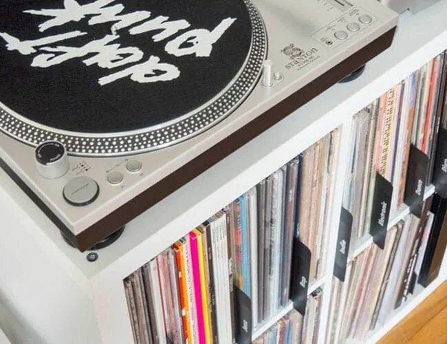 stndrd-Vinyl-Record-Dividers-gear-patrol-lead-feature