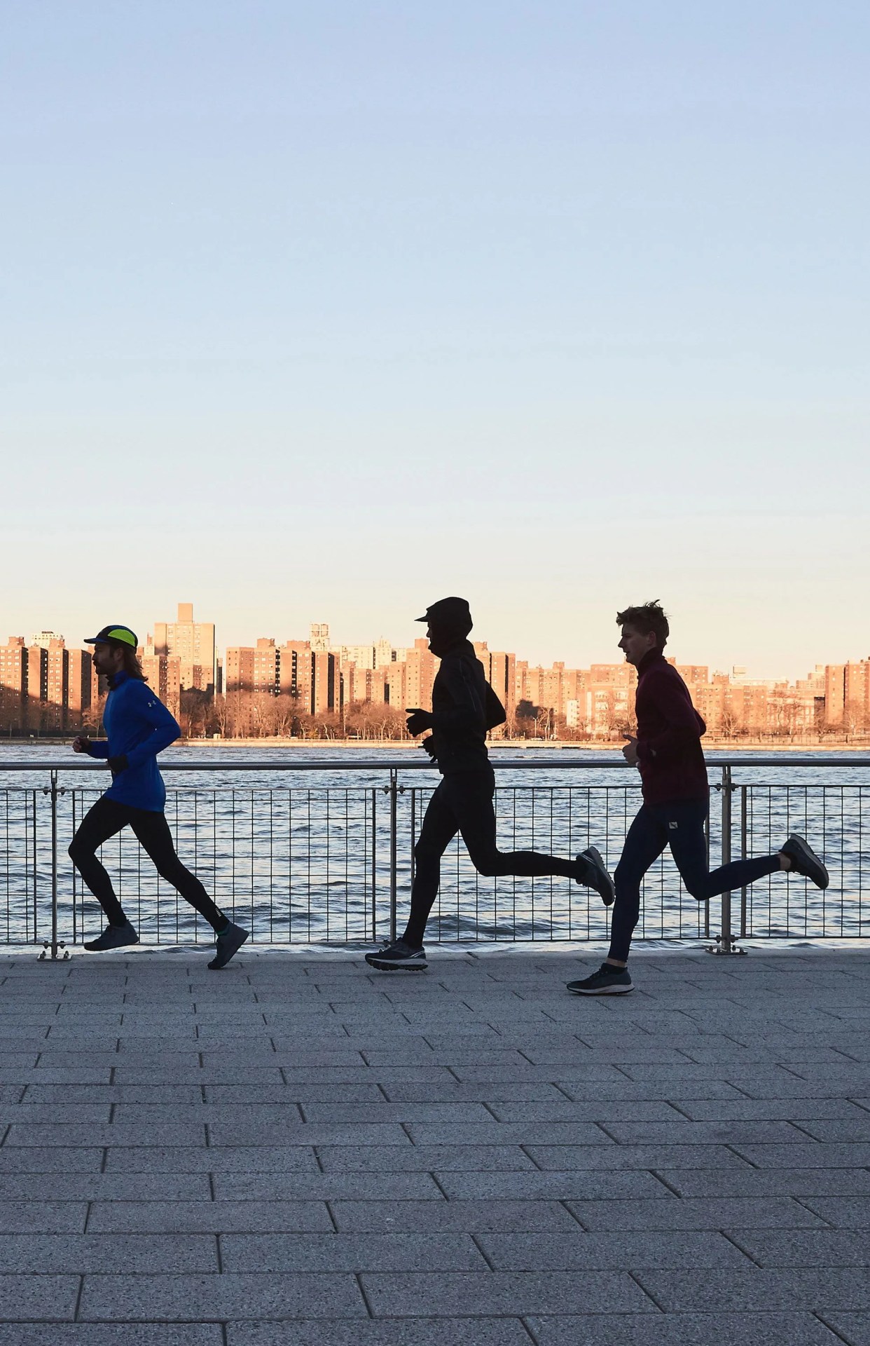 winter-running-kits-2019-FPO-09
