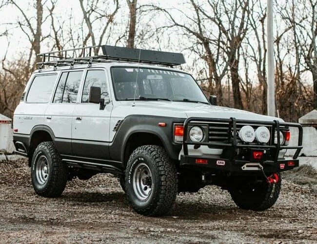 1984-Toyota-FJ60-gear-patrol-lead-feature