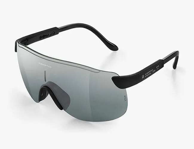 Alba-Optics-Stratos-gear-patrol-feature