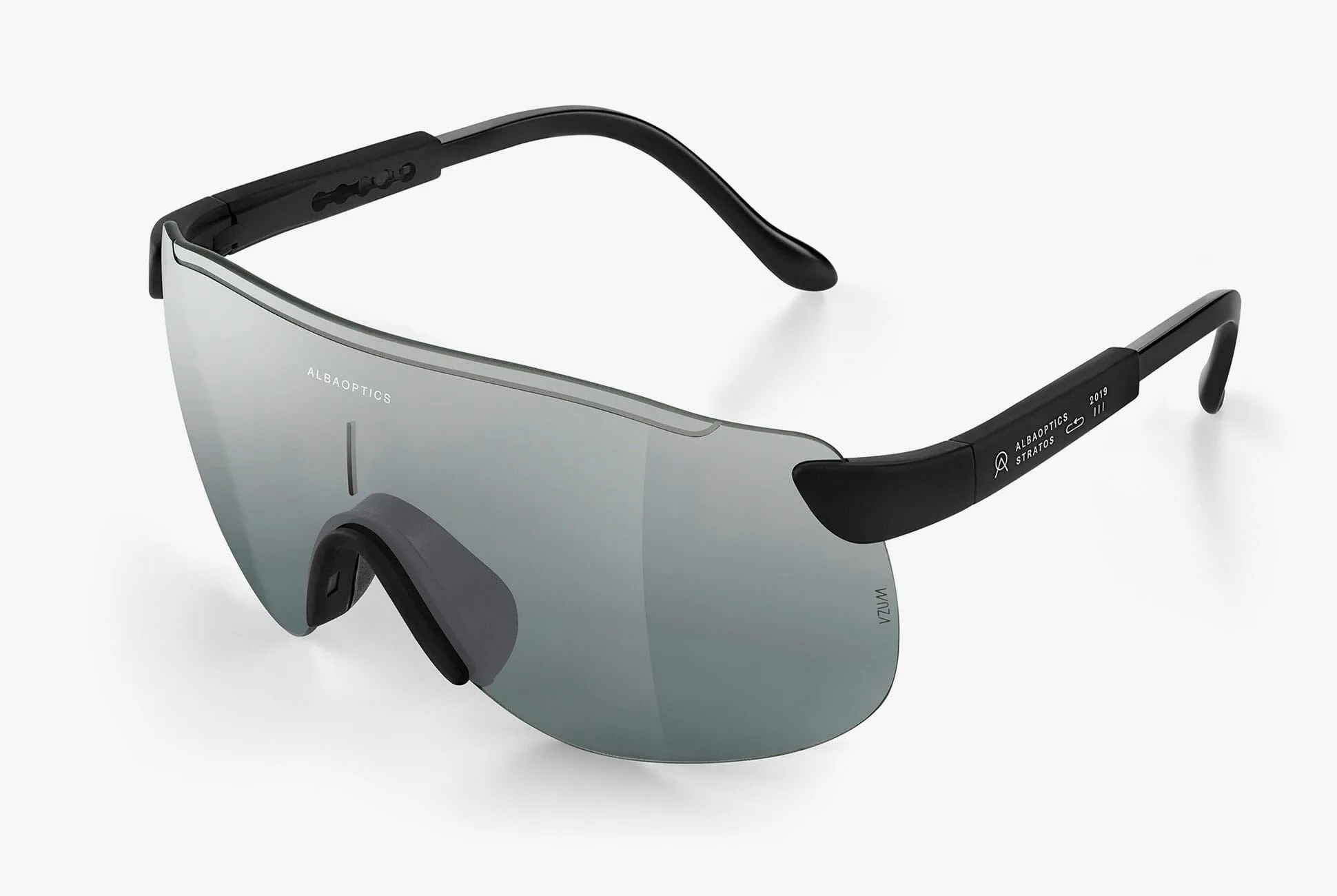 Alba-Optics-Stratos-gear-patrol-full-lead