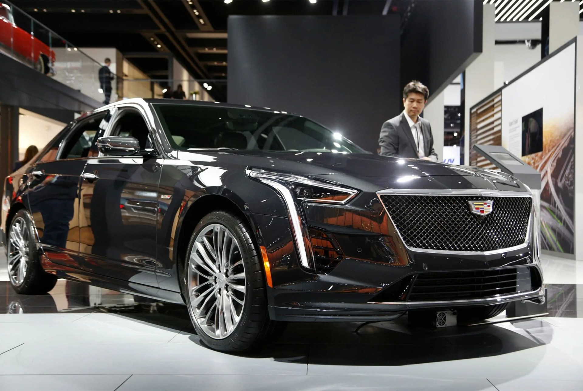 DAS-Best-Details-Gear-Patrol-Cadilac-CT6V-Slide-1