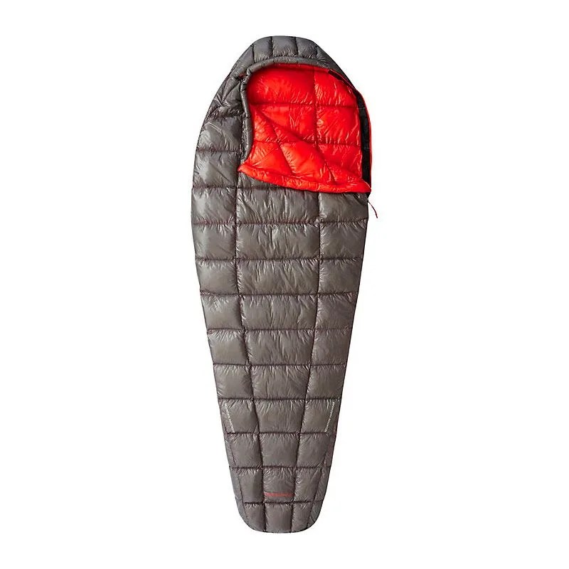 Moosejaw-Sleeping-Bags-Gear-Patrol-mountai-hardwear-ghost-whisperer-40