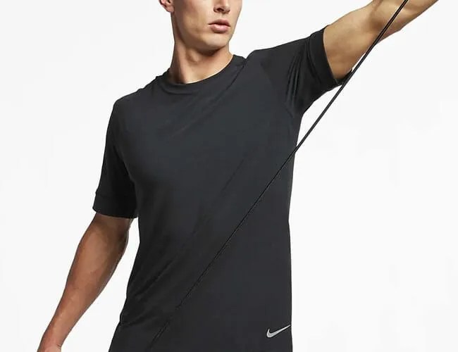 Nike-Mens-Yoga-Collection-gear-patrol-lead-feature