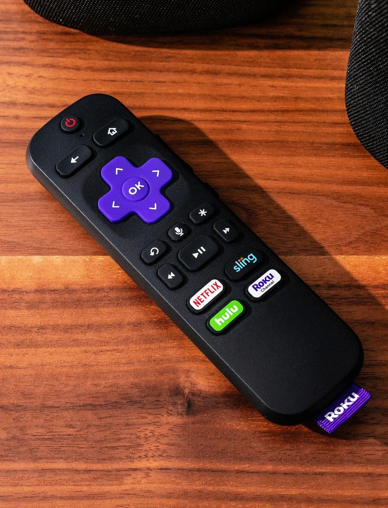 Roku-TV-Speaker-Review-gear-patrol-ambiance-2