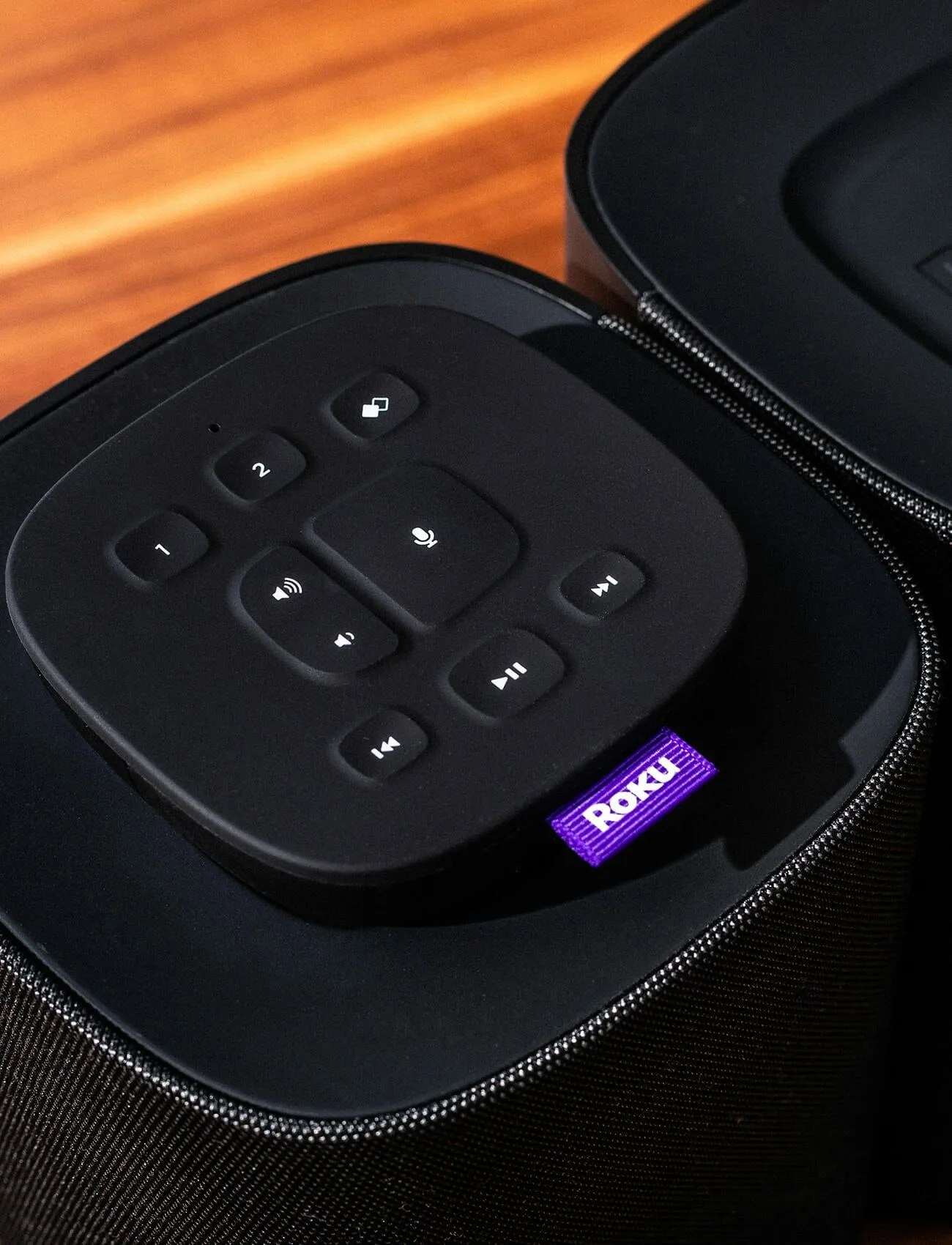 Roku-TV-Speaker-Review-gear-patrol-ambiance-3