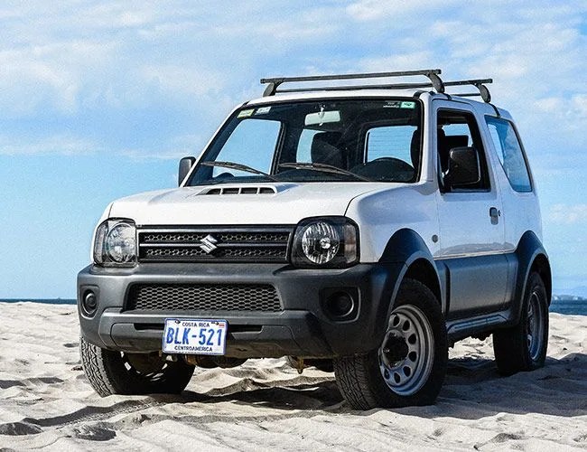 Suzuki-Jimny-Review-gear-patrol-lead-feature