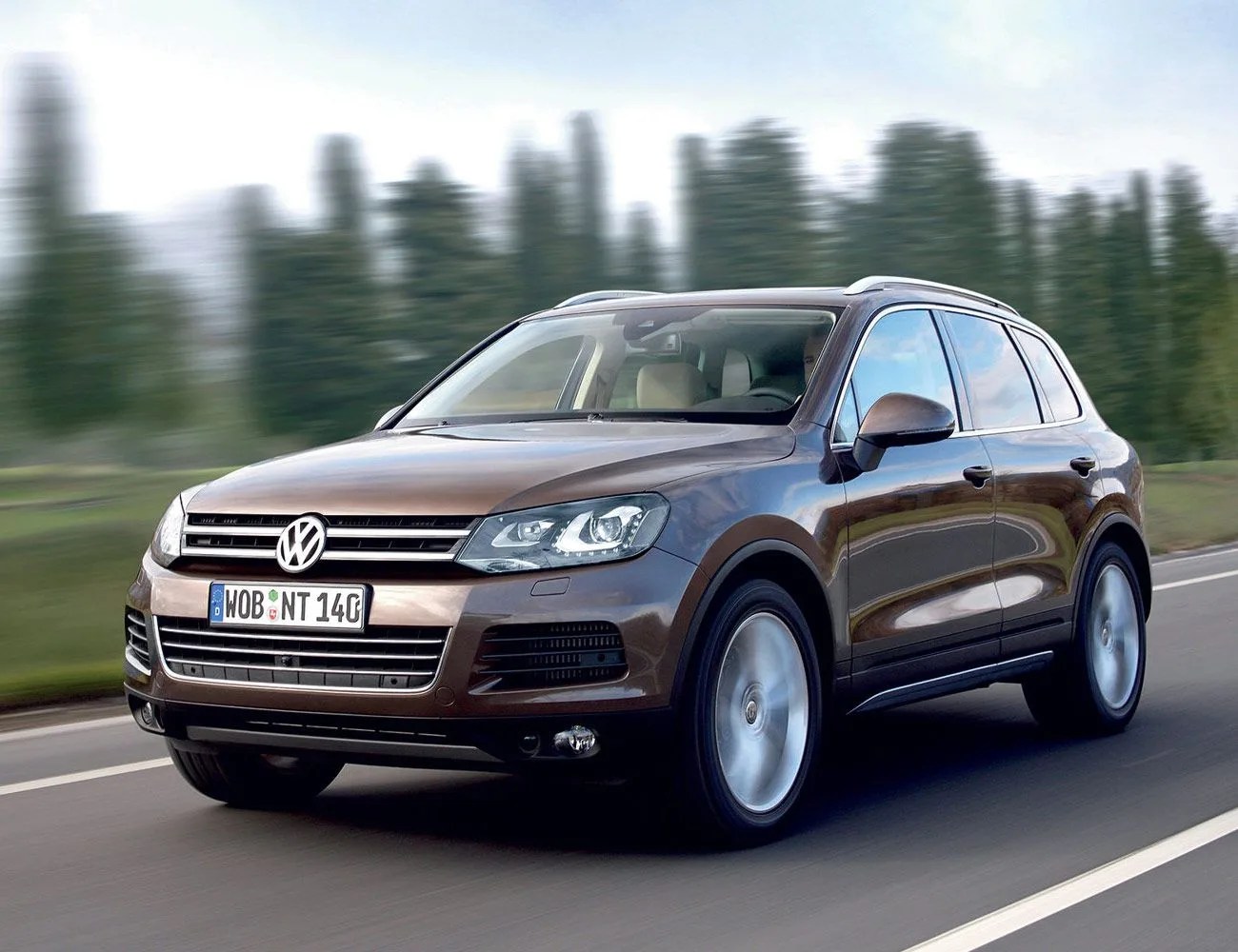 15-of-the-Worst-Used-Cars-gear-patrol-2012-Volkswagen-Touareg