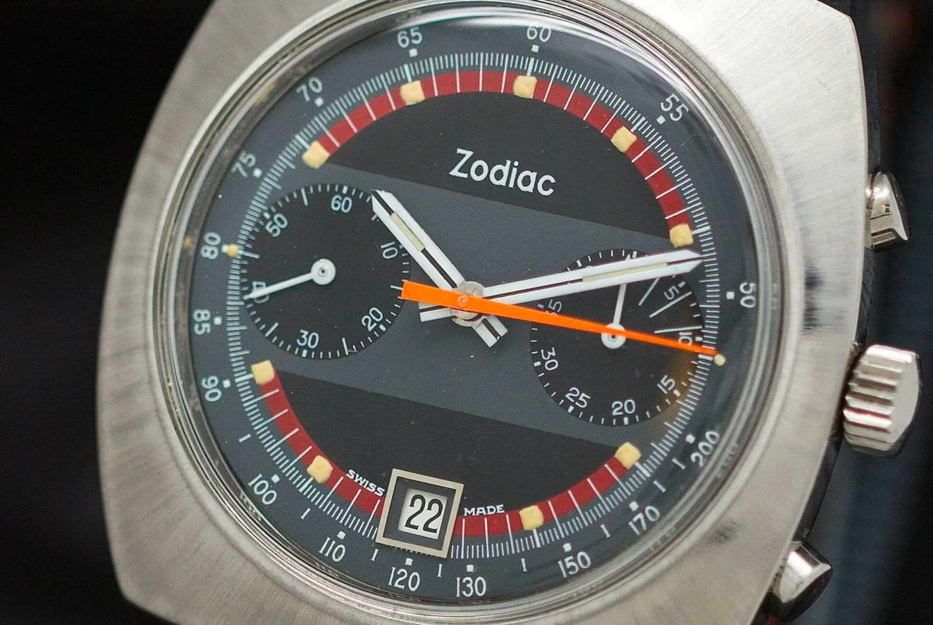 3-Cushion-Shaped-Vintage-Chronograph-Watches-gear-patrol-lead-full