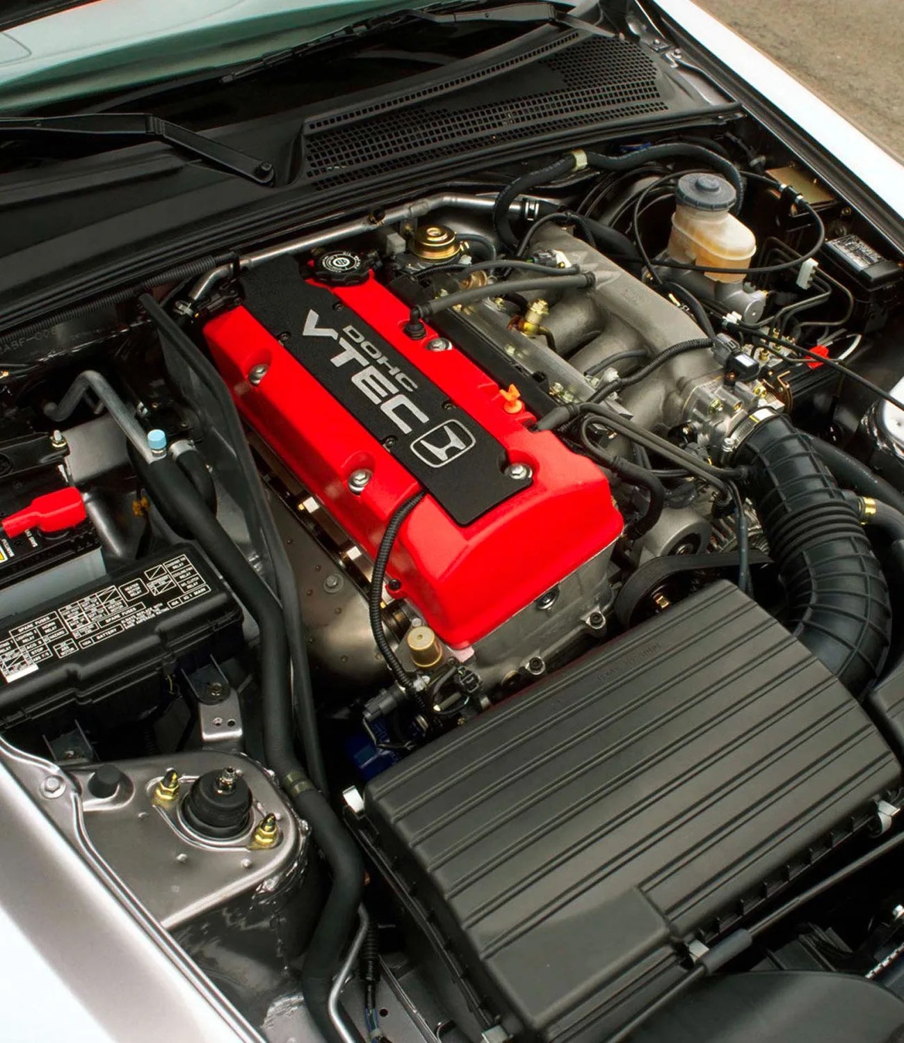 Affordable-Dream-Car-S2000-gear-patrol-ambiance-1