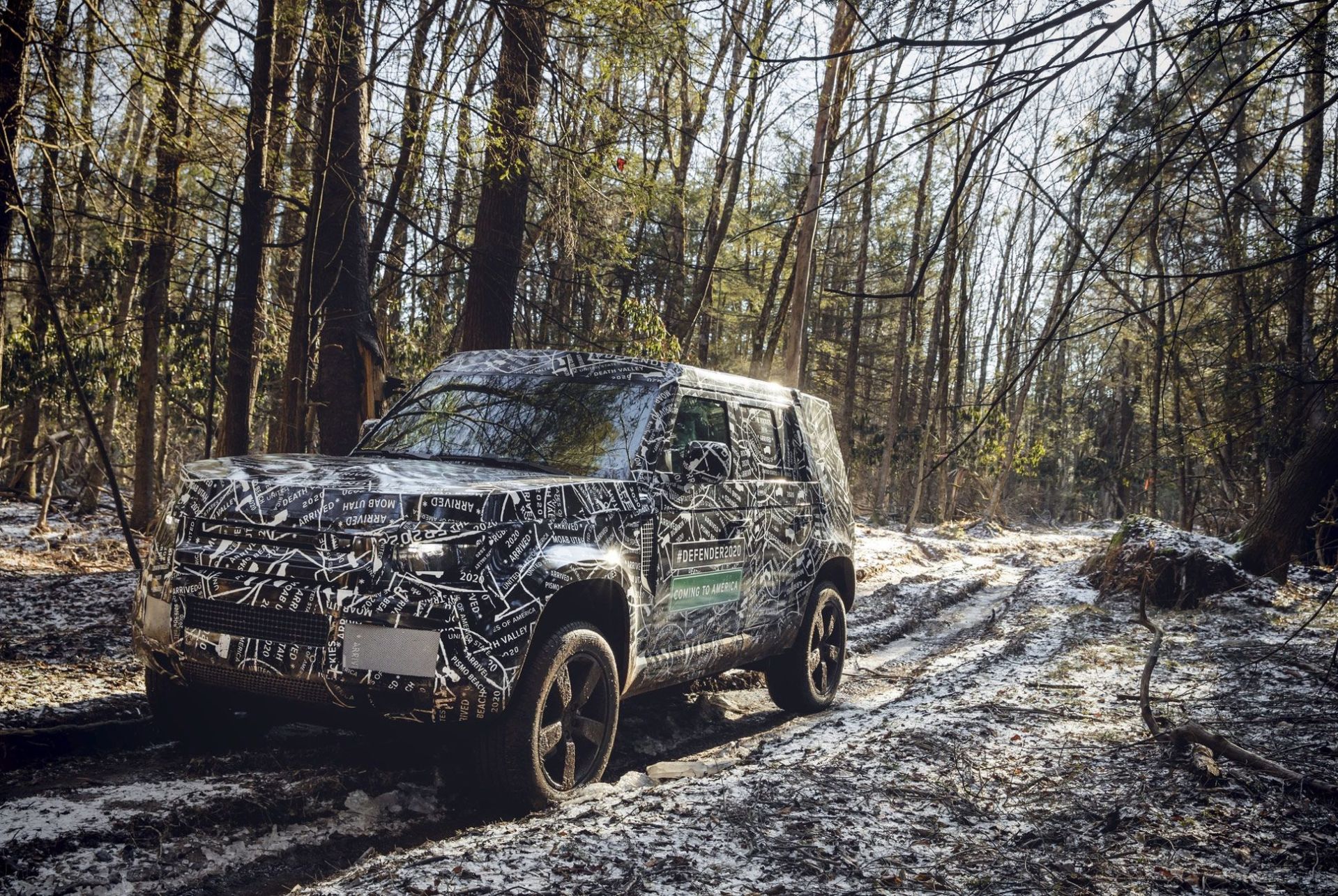 Land-Rover-Defender-Op-Ed-Gear-Patrol-Lead-Full