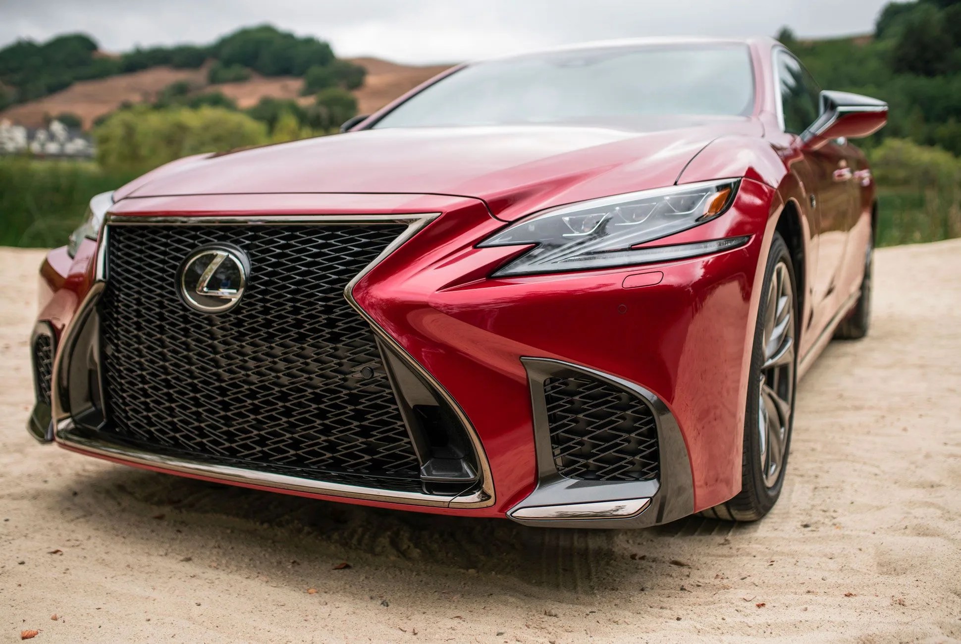 Lexus-Dependable-JD-Power-gear-patrol-full-lead
