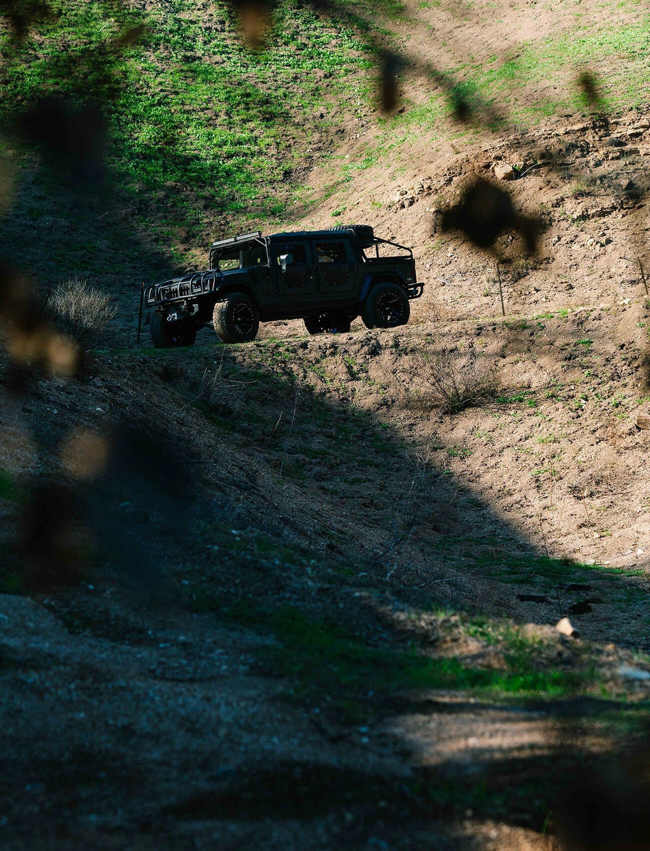 Mil-Spec-Automotive-Hummer-H1-gear-patrol-ambiance-3