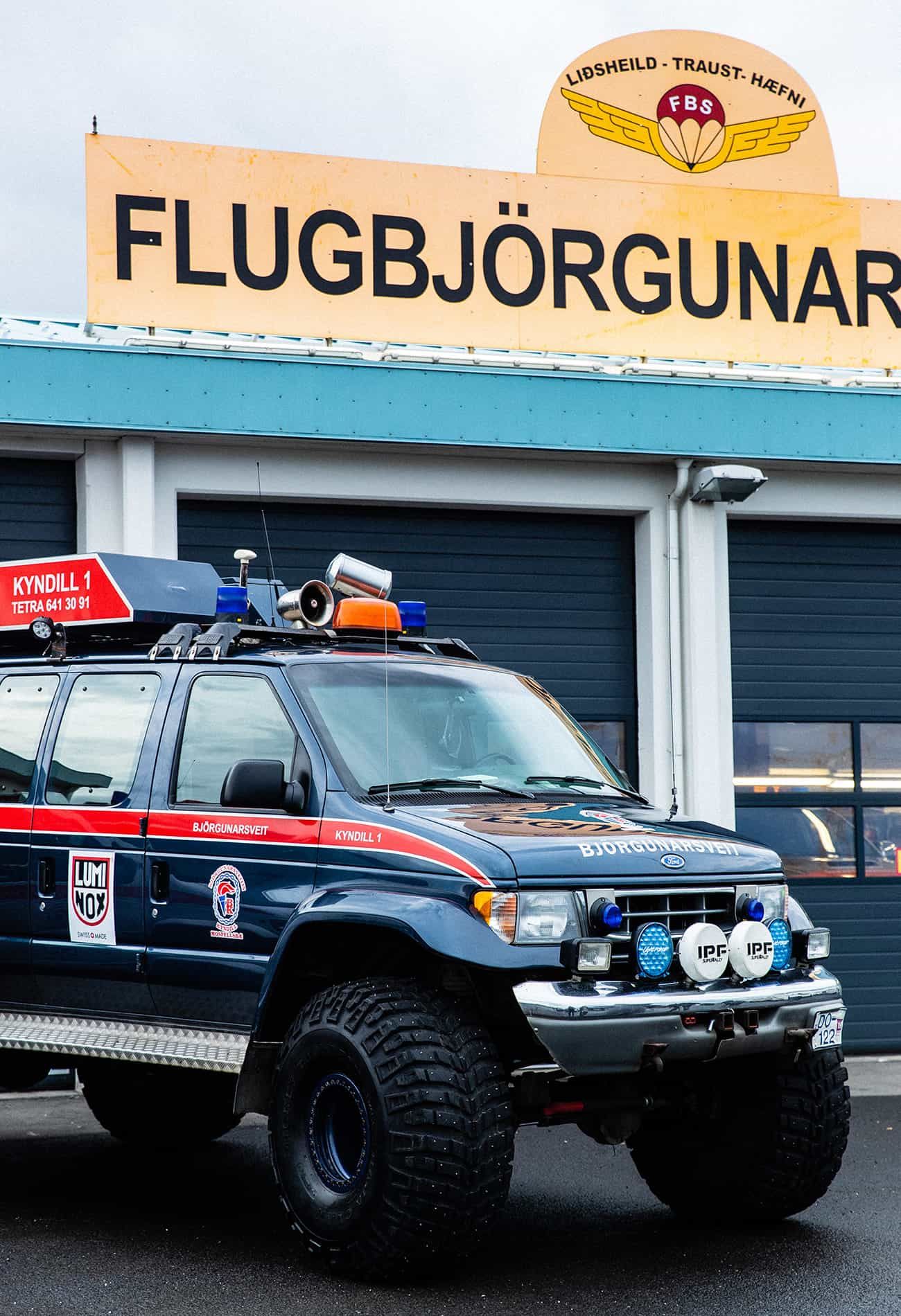Photo-Essay-Luminox-Iceland-gear-patrol-airborne