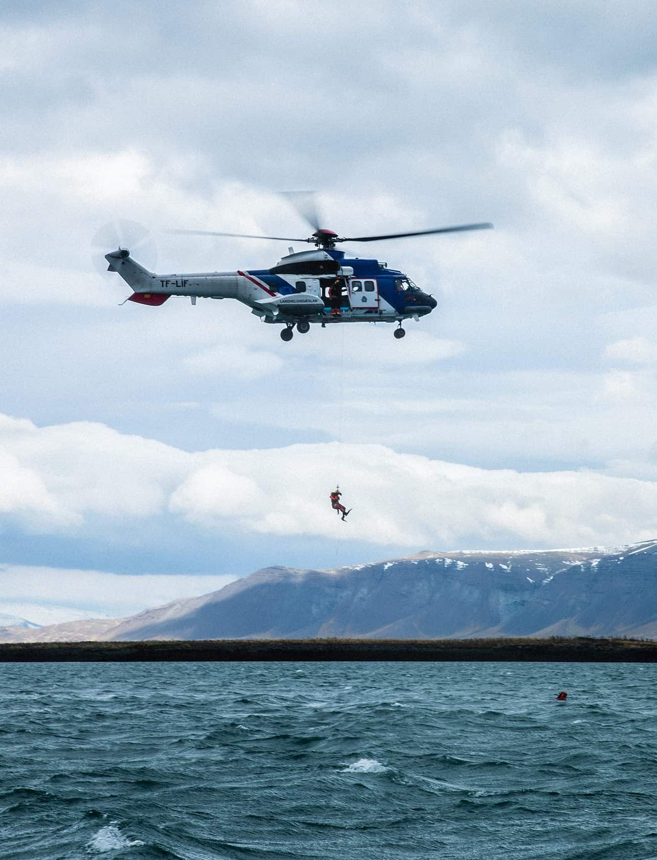 Photo-Essay-Luminox-Iceland-gear-patrol-diver