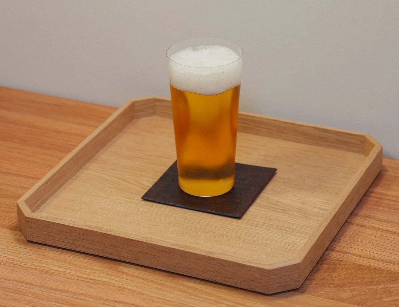 Talk-Shop-The-Good-Liver-Gear-Patrol-Beer-Glass
