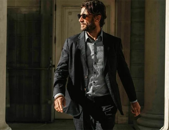 Taylor-Stitch-Blazer-Gear-Patrol-Feature