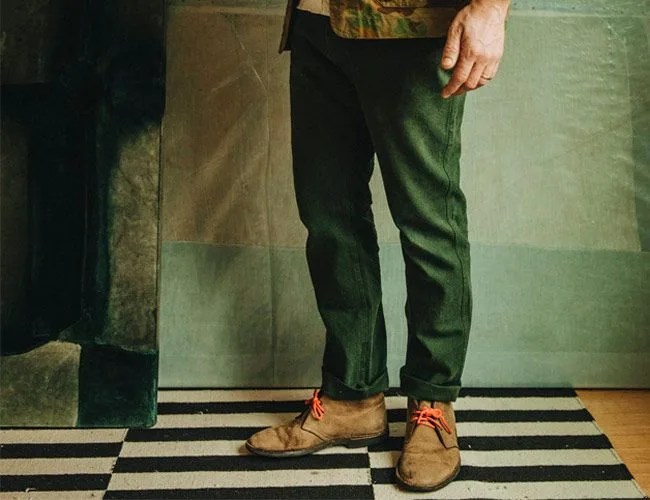 Taylor-Stitch-Camp-Pant-Olive-Duck-gear-patrol-lead-feature