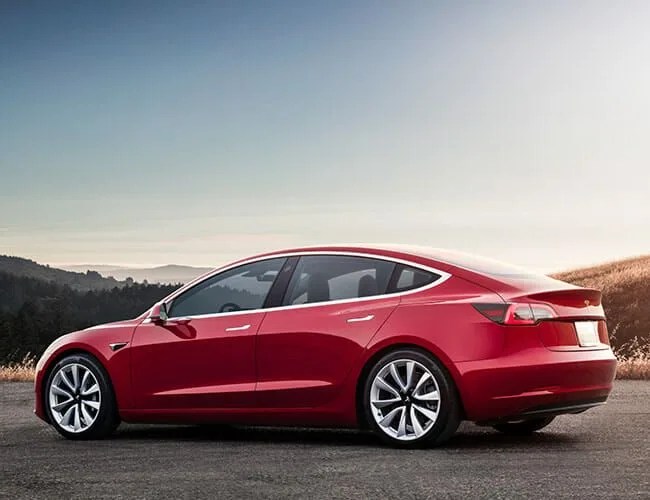 Tesla-Model-3-Consumer-Reports-gear-patrol-lead-feature
