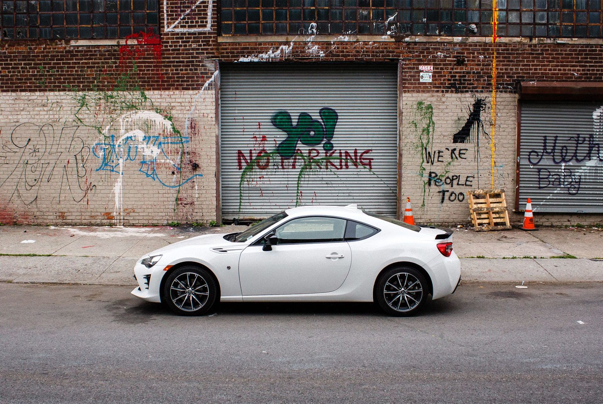Toyota-86-GT-Black-Review-gear-patrol-slide-6