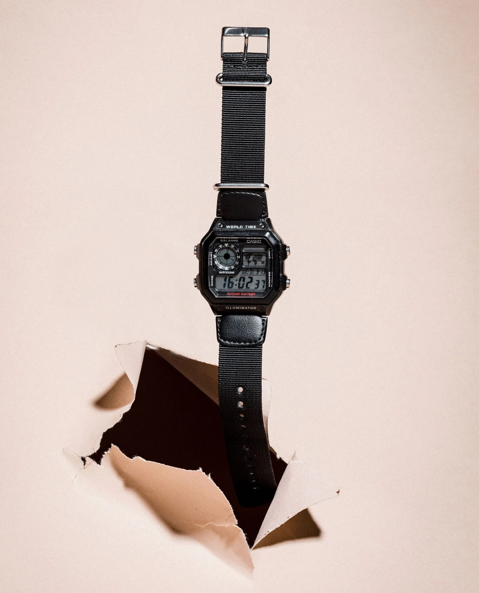 Best-Stuff-Our-Staff-Has-Bought-For-Under-25-gear-patrol-casio-watch