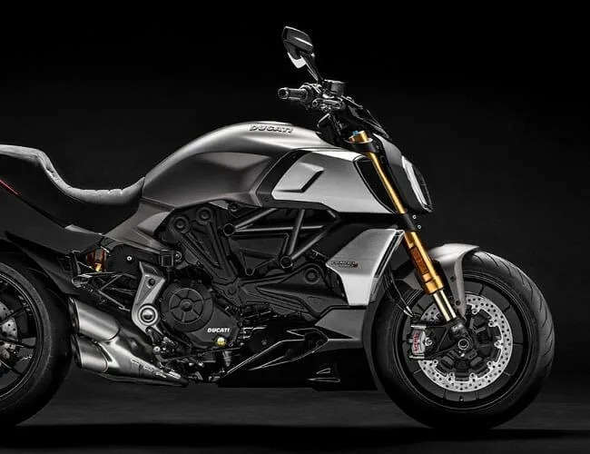Ducati-Red-Dot-Gear-Patrol-Feature