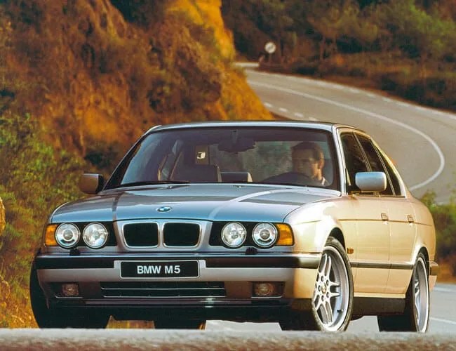 E34-BMW-M5-gear-patrol-lead-feature