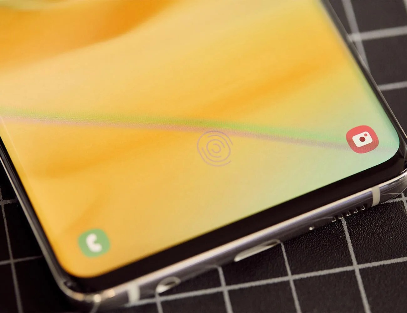 Galaxy-S10-Review-Gear-Patrol-Ambience-2