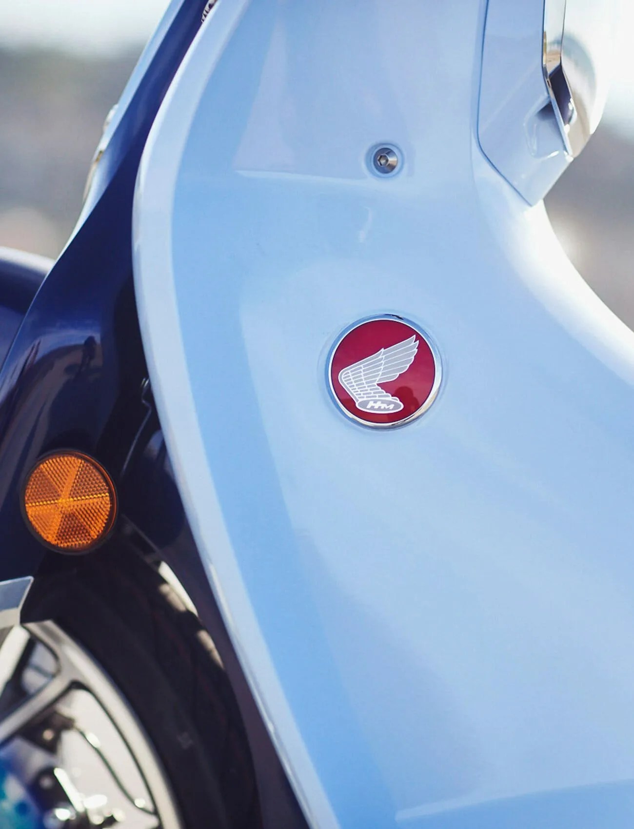 Honda-Super-Cub-Review-gear-patrol-ambiance-2