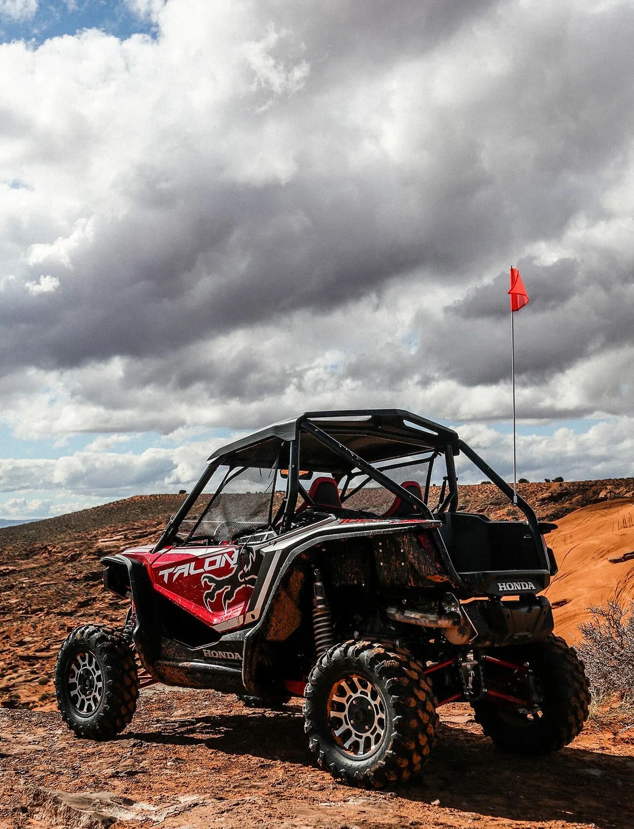 Honda-Talon-Review-gear-patrol-ambiance-2