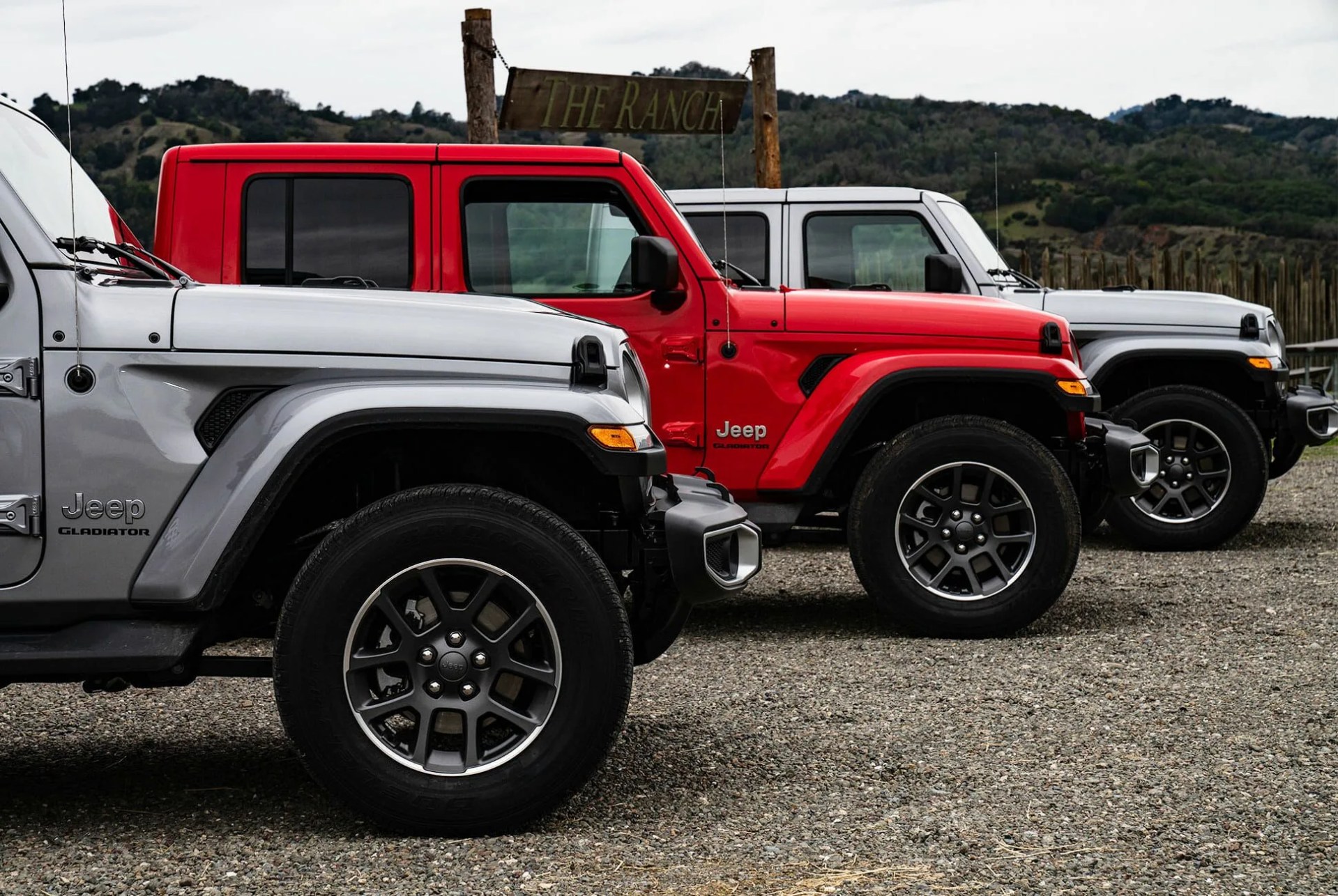 Jeep-Gladiator-Review-gear-patrol-slide-3