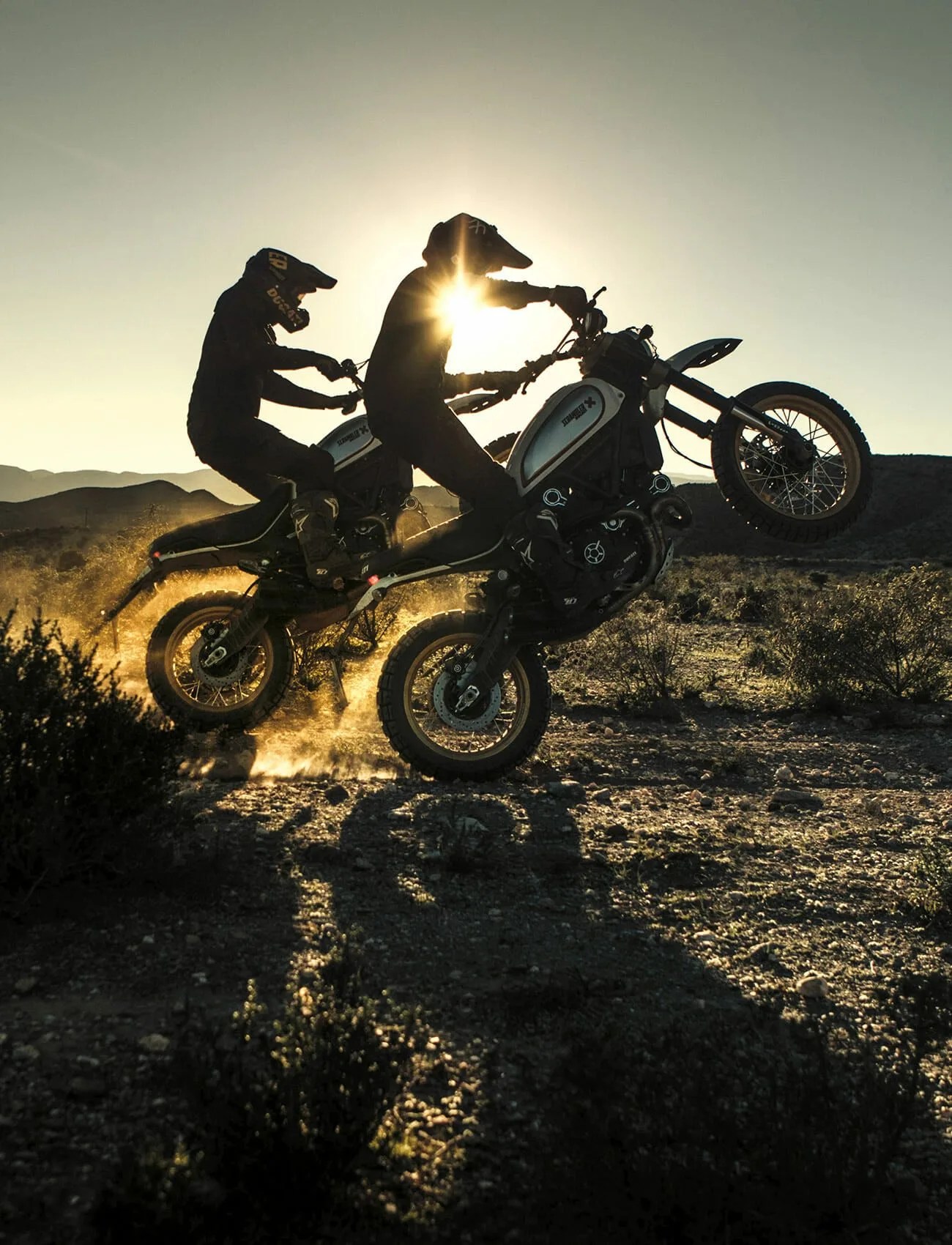 META-Motorcycle-Culture-gear-patrol-ambiance