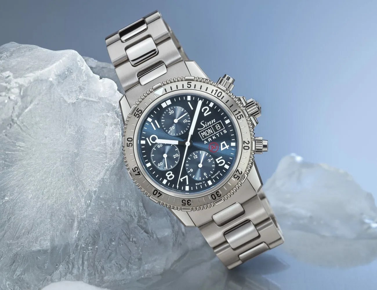 Sinn-Arktis-Gear-Patrol-Ambiance-ARKTIS