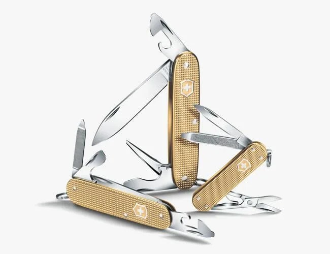 Swiss-Army-Knife-ALOX-gear-patrol-feature