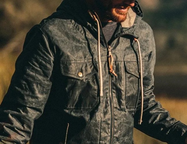 Taylor-Stitch-Winslow-Parka-gear-patrol-lead-feature