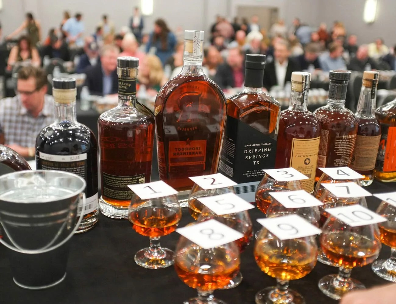 Texas-Bourbon-Report-Gear-Patrol-Ambiance-1