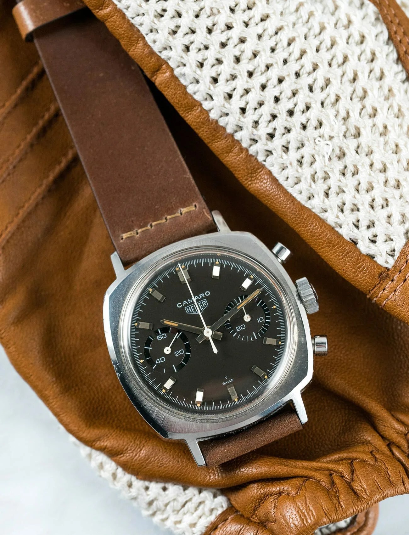 Those-Watch-Guys-Interview-gear-patrol-ambiance-5