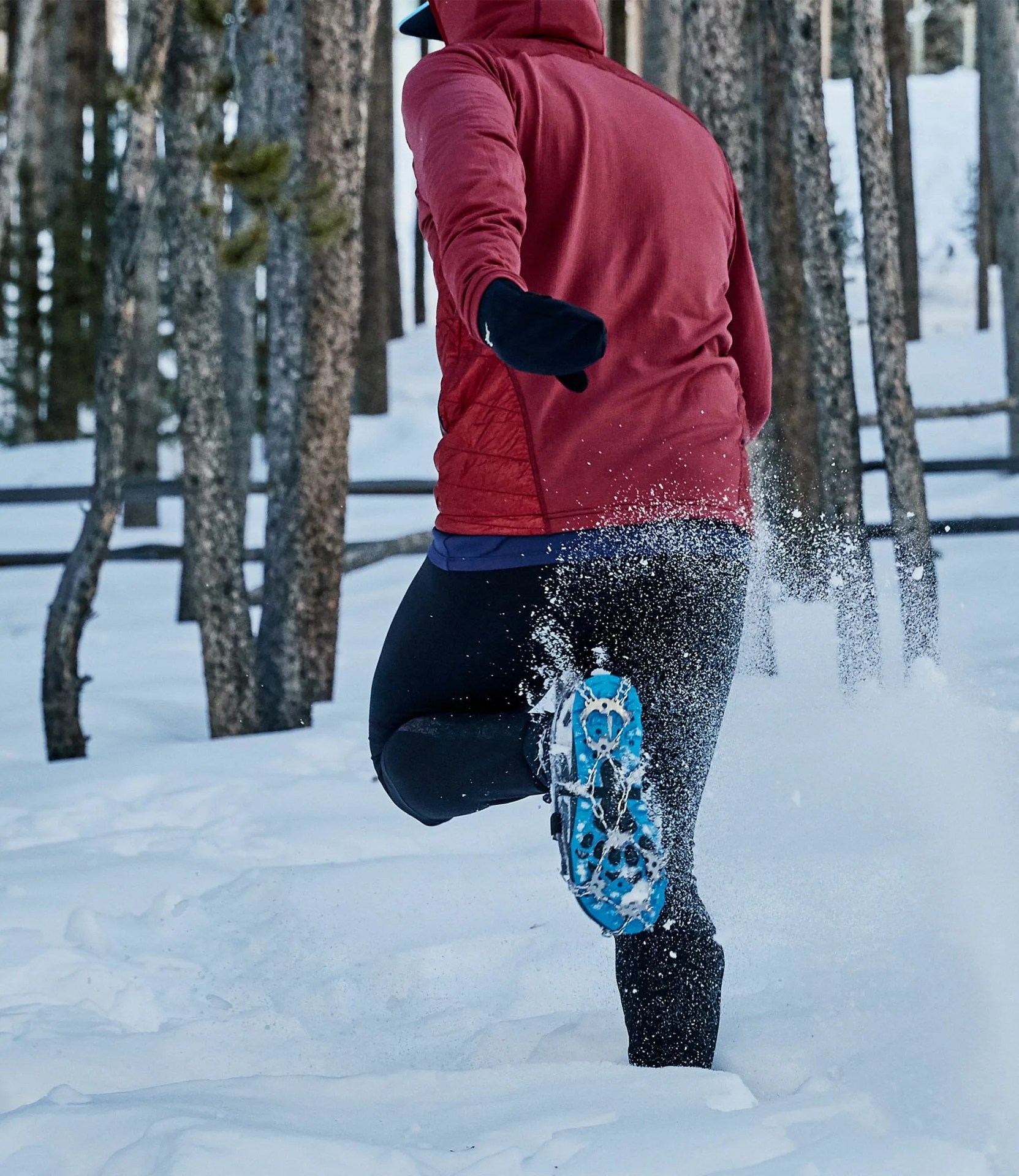 Winter-Trail-Running-Kits-gear-patrol-slide-09
