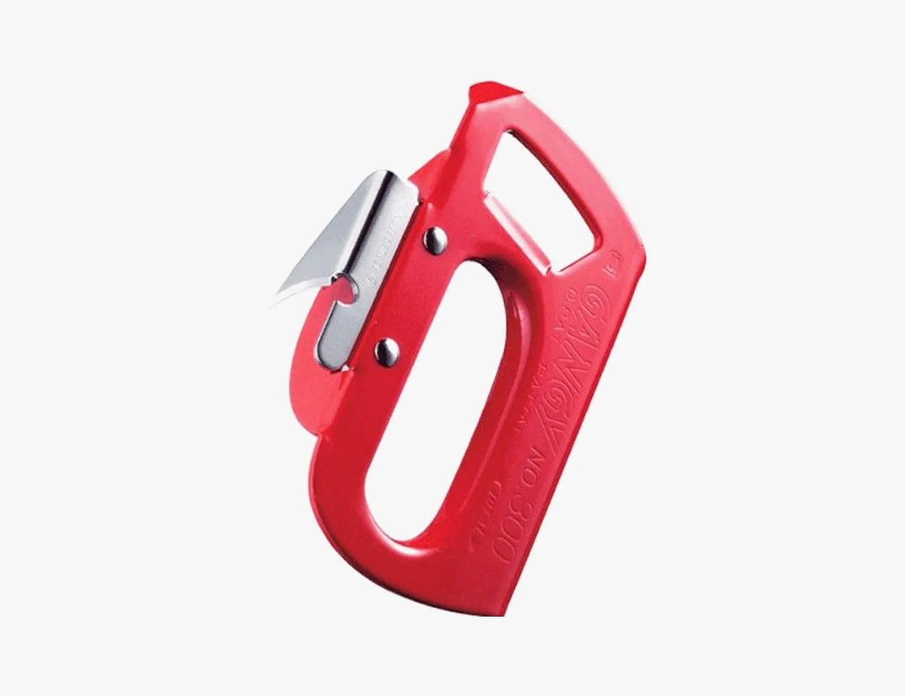 16-Tools-That-World-Class-Chefs-Cant-Cook-Without-gear-patrol-Japanese-Can-Opener-Ganji-Kankiri