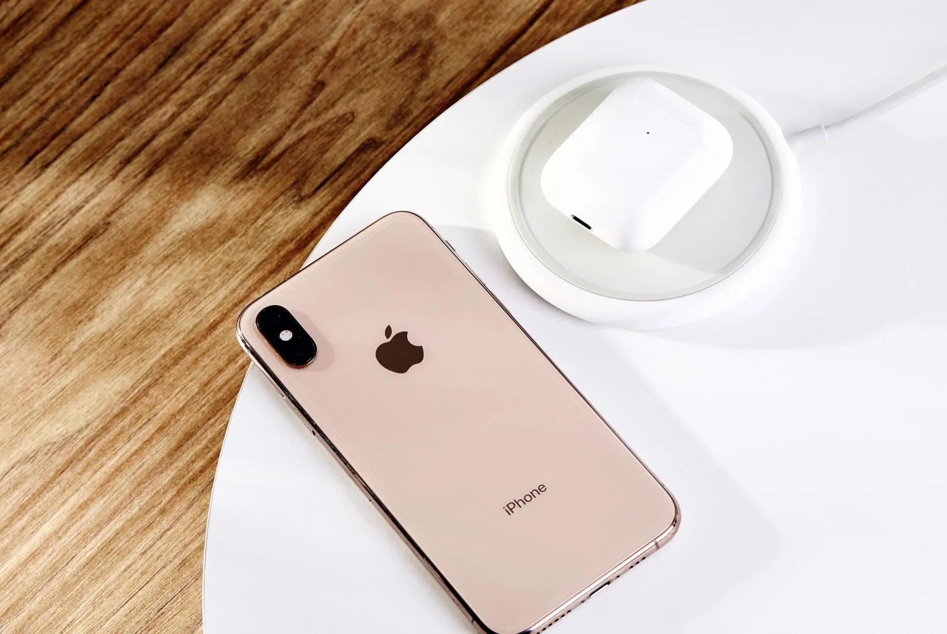 Airpods-2-Review-Gear-Patrol-Lead-Full