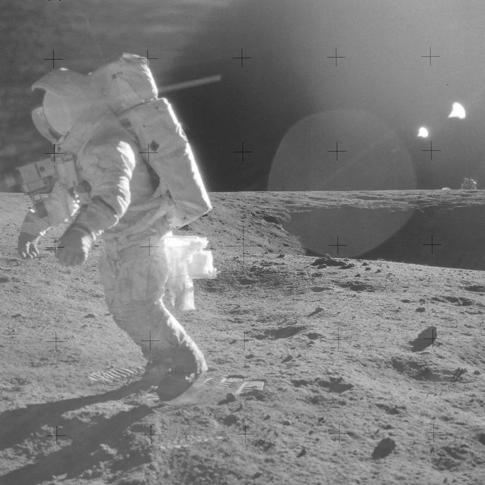 Alan-Bean-Apollo-12-Gear-Patrol