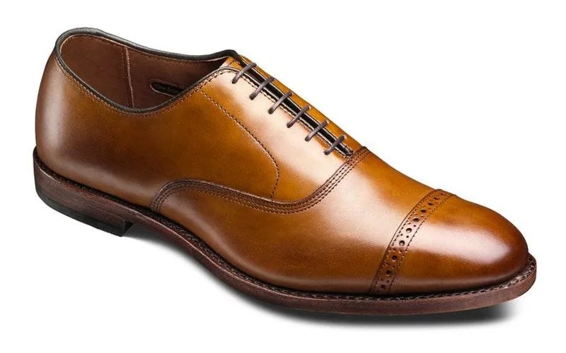 Allen-Edmonds-Shoe-Sale-gear-patrol-Fifth-Avenue-Toe-Cap-Oxford