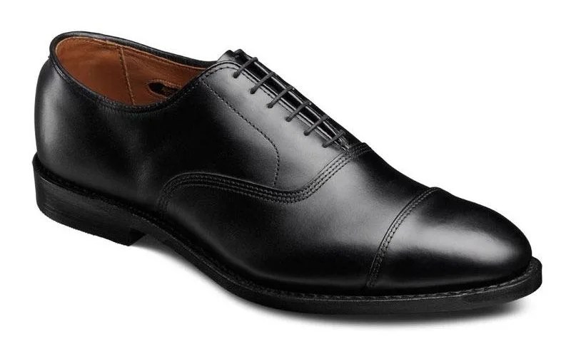 Allen-Edmonds-Shoe-Sale-gear-patrol-Park-Avenue-cap-toe-oxford