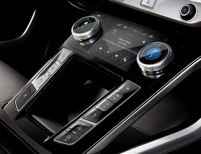 Best-Automotive-Infotainment-Systems-gear-patrol-lead-feature