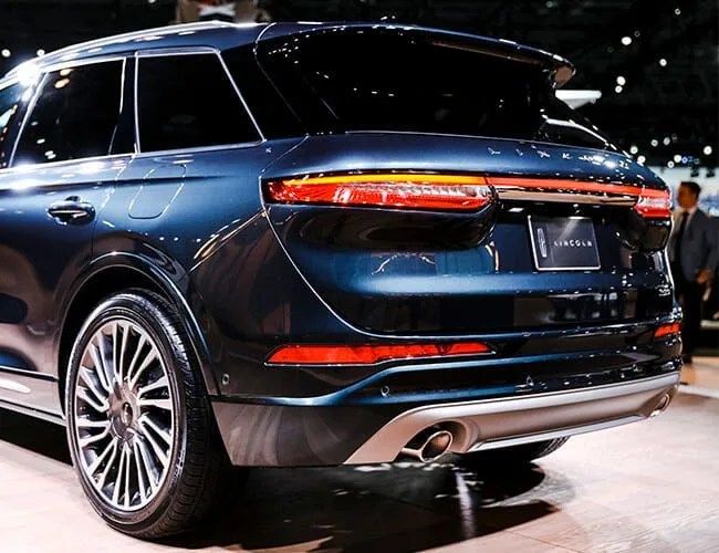 Best-of-NYIAS-2019-gear-patrol-lead-feature